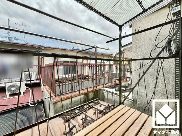 伏見区桃山町山ノ下のバルコニー