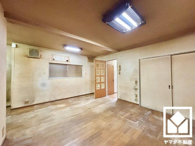 伏見区桃山町山ノ下の居間・リビング