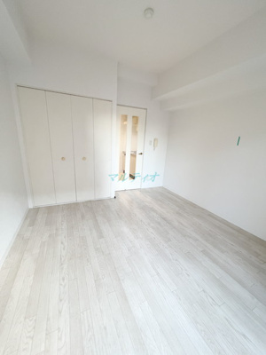 【居間・リビング】 | メゾン・ド・ヴィレ駒形 | 洋室