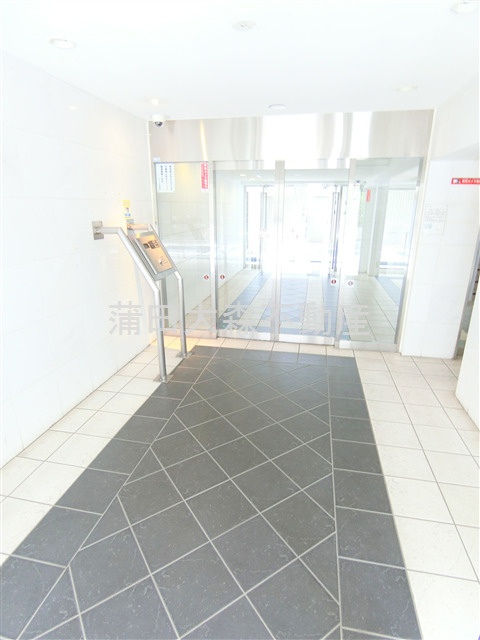 レグラス久が原のエントランス