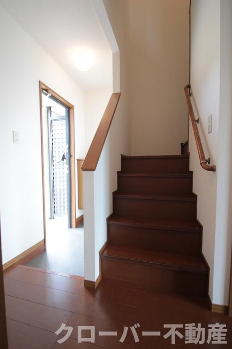 ローズガーデン土器東 A棟の玄関|玄関