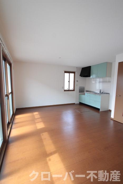 ローズガーデン土器東 A棟の居間・リビング|その他設備