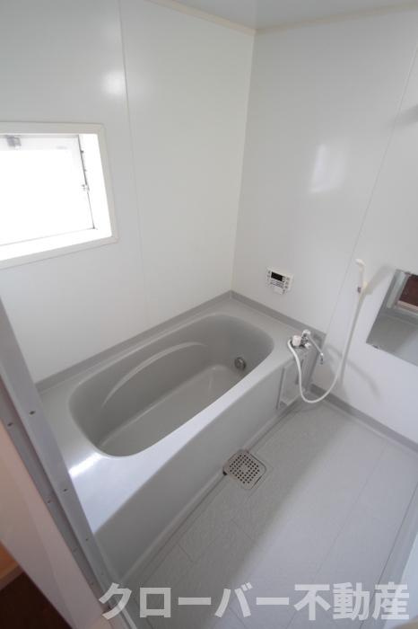 ローズガーデン土器東 A棟の浴室|バス