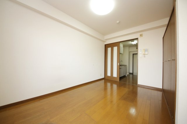 ソアレ住吉の洋室|別部屋同間取りのお写真となります。参考にご覧くださいませ。