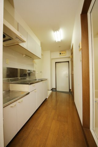 ソアレ住吉のキッチン|別部屋同間取りのお写真となります。参考にご覧くださいませ。