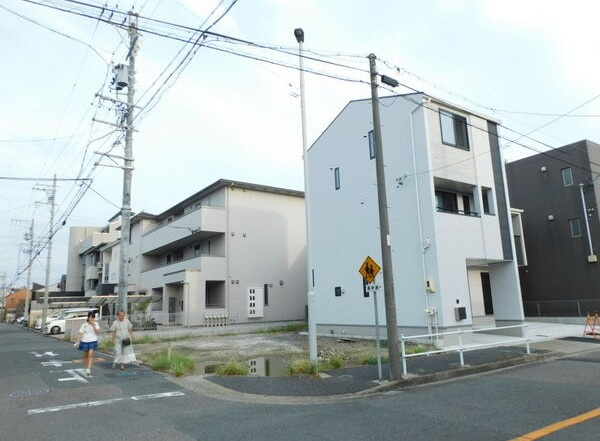 十王町貸家の外観