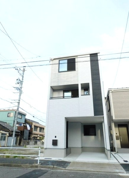 十王町貸家の外観