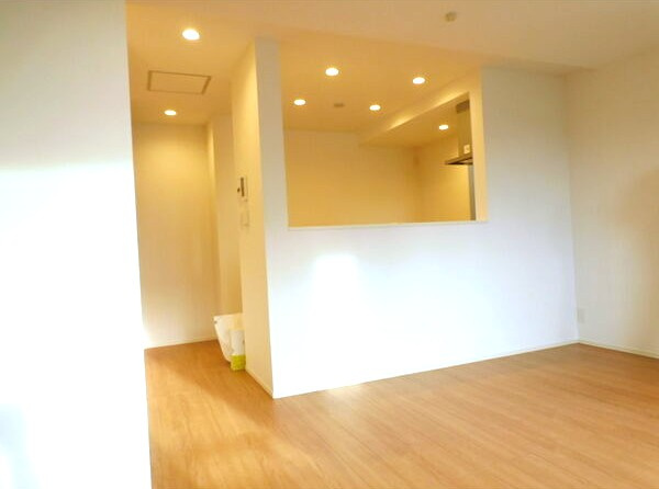 十王町貸家の居間・リビング