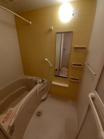 アル・カン・シェル　Ａの浴室