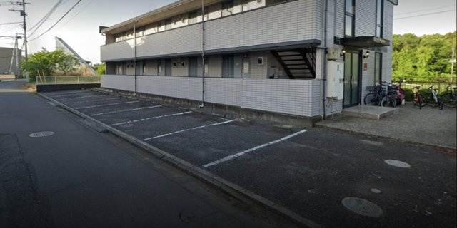 レオパレスサンリッチつくばⅠの駐車場