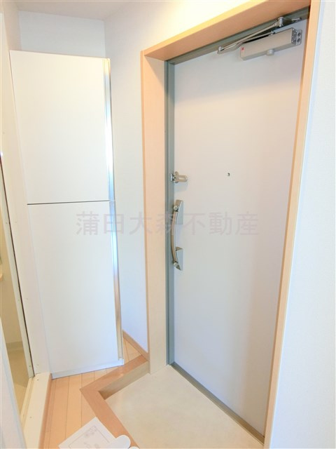 ビラフォレスト武蔵新田の玄関