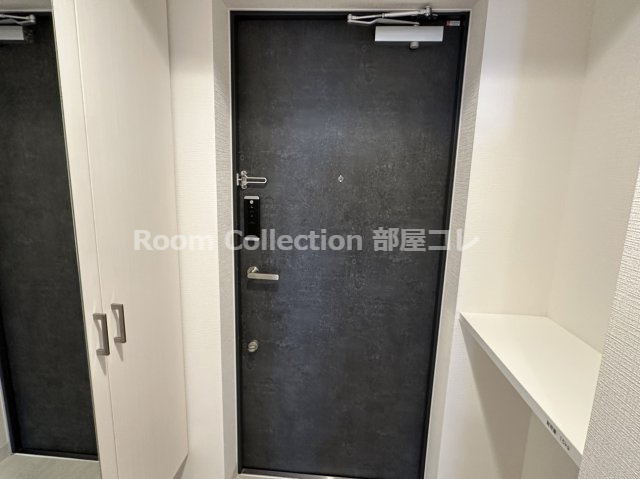 エスリード栄ル・クールの玄関|※同物件他部屋写真
反転、色違いの場合有
現況優先