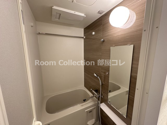 エスリード栄ル・クールの浴室|※同物件他部屋写真
反転、色違いの場合有
現況優先