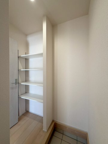 【収納】 | 第11富士見町時沢　3号棟　平屋 | シューズインクローク