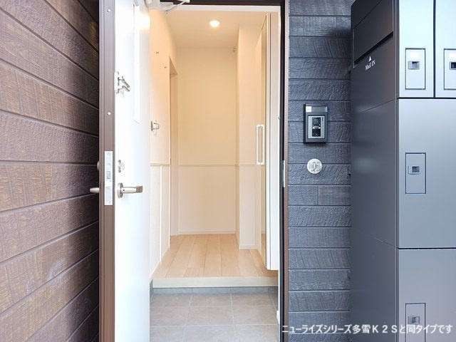 フォンテーヌⅢ　Ａの玄関|玄関