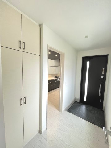 【玄関】 | 福岡市城南区堤1丁目2期　1号棟（全2棟）【仲介手数料無料・0円】 | 現地写真。