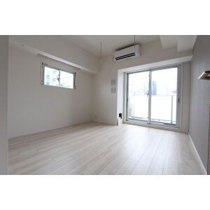 プラウドフラット三越前の居間・リビング