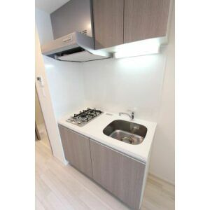 プラウドフラット三越前のキッチン