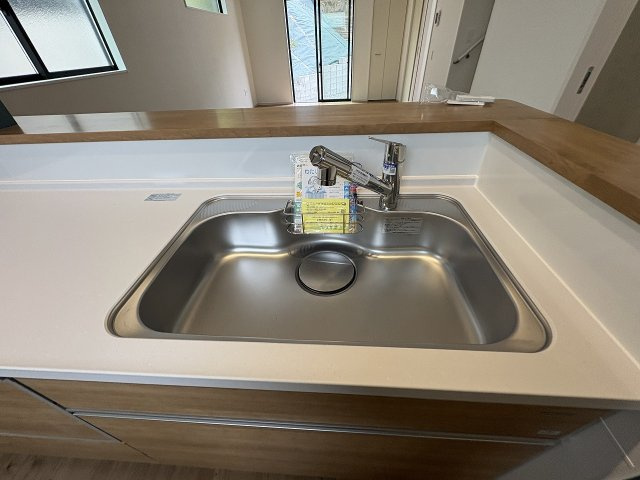 【キッチン】 | 福岡市城南区堤1丁目2期　2号棟（全2棟）【仲介手数料無料・0円】 | 現地写真。