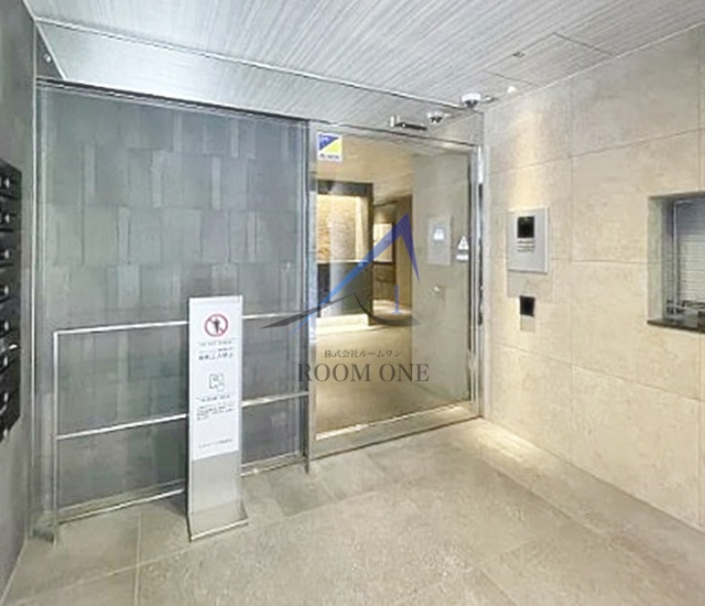 デュオステージ本郷のエントランス|エントランスです。