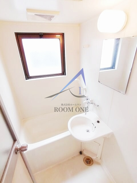 ハイネス笠原の浴室|お風呂です。