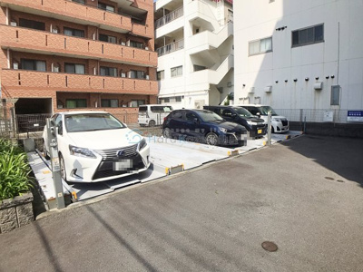 【駐車場】 | ミクニハイツ【名古屋市賃貸・オートロック】