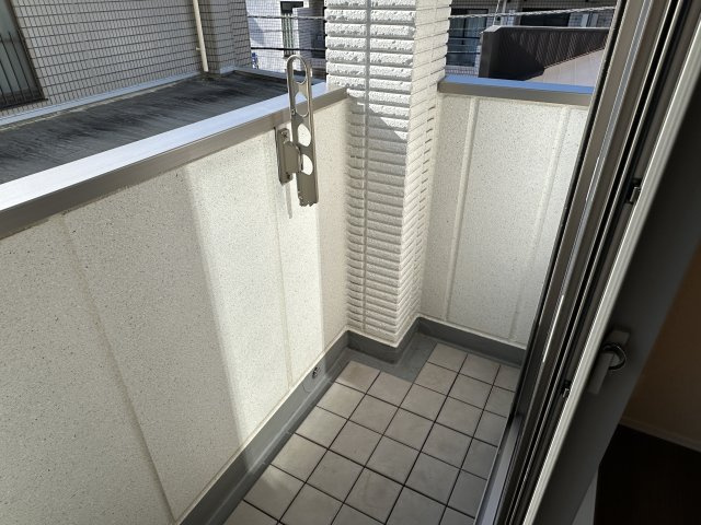 イゼルローン中野のバルコニー|同建物別室参考写真