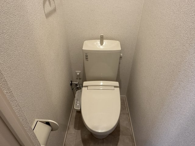 イゼルローン中野のトイレ|同建物別室参考写真