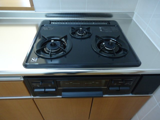 パストラル宮東　　　刈谷市近郊の賃貸はクラスホーム刈谷店のキッチン|ガスコンロ