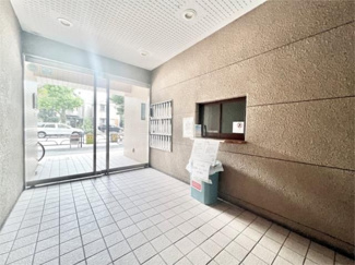 【エントランス】