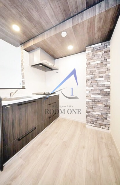 Ｈｅｉｍ　Ｋｏｍｏｒｅｌｉａ