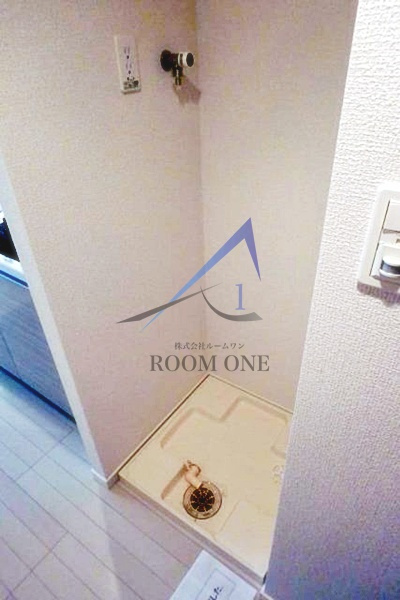 グラントゥルース門前仲町の設備|洗濯機置き場です。