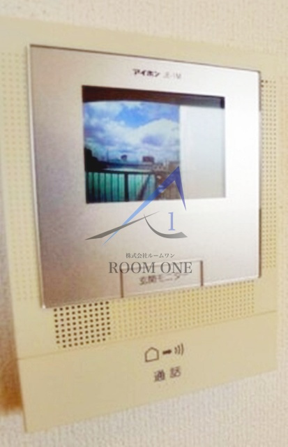 アパートメントハウスイマイのセキュリティ|モニター付きインターホンです。