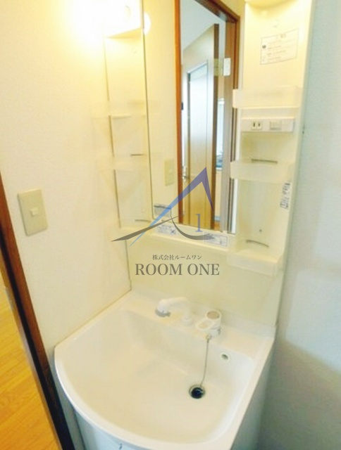 アパートメントハウスイマイの洗面所|洗面台です。