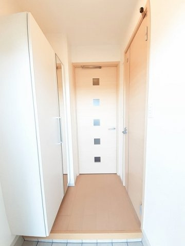 ヴィラ・アリエッタ　Ａの玄関|玄関です