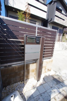 【その他】 | 【仲介手数料無料！！】府中市小柳町5丁目　新築戸建て（全2棟）1号棟　4980万円 | 郵便受け