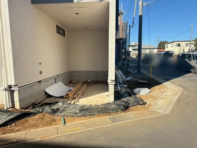 川口市大字安行領家　新築一戸建て　7号棟の駐車場|駐車場があるので、車を買う予定の方も安心です