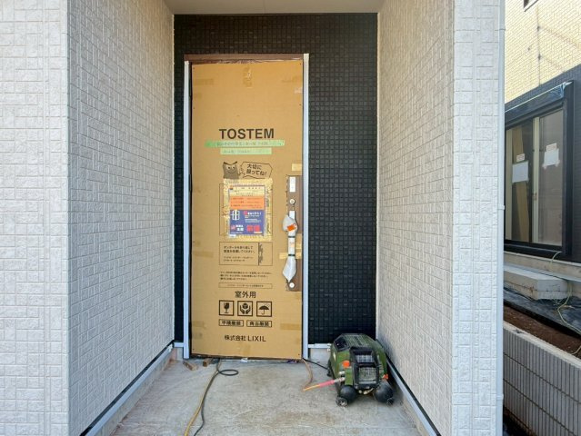 川口市大字安行領家　新築一戸建て　7号棟の玄関|毎日通る玄関はこちらです