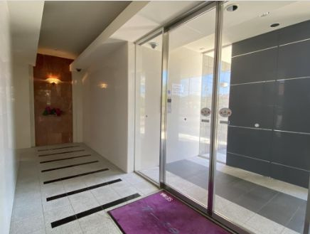 sansei-kのロビー