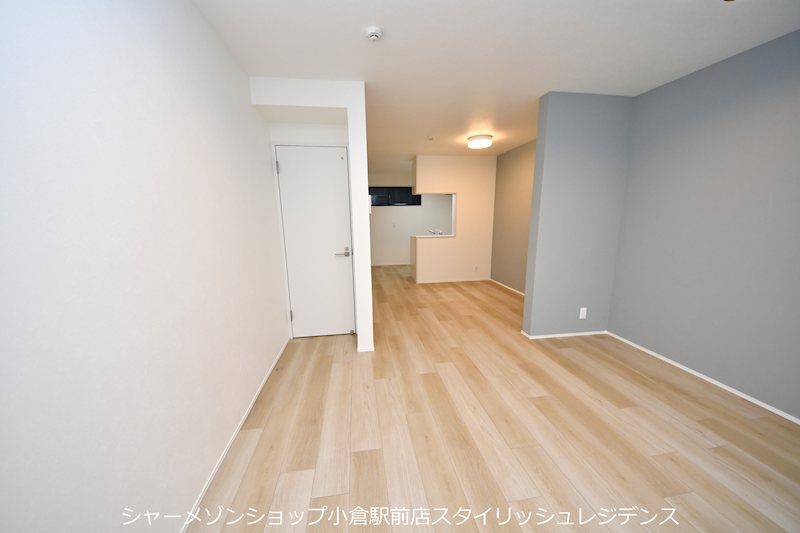 N-TERRACE黄金町の居間・リビング