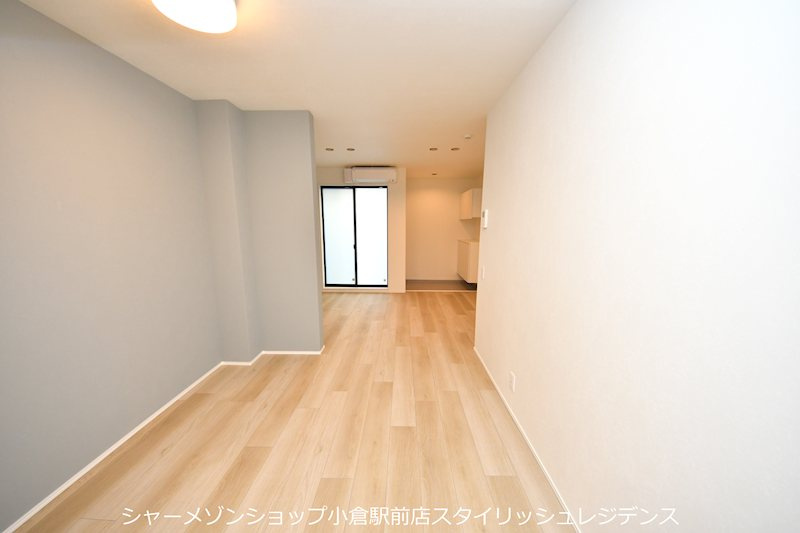 N-TERRACE黄金町の居間・リビング