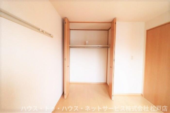 サニーフィールド　Ａ・Ｂの収納