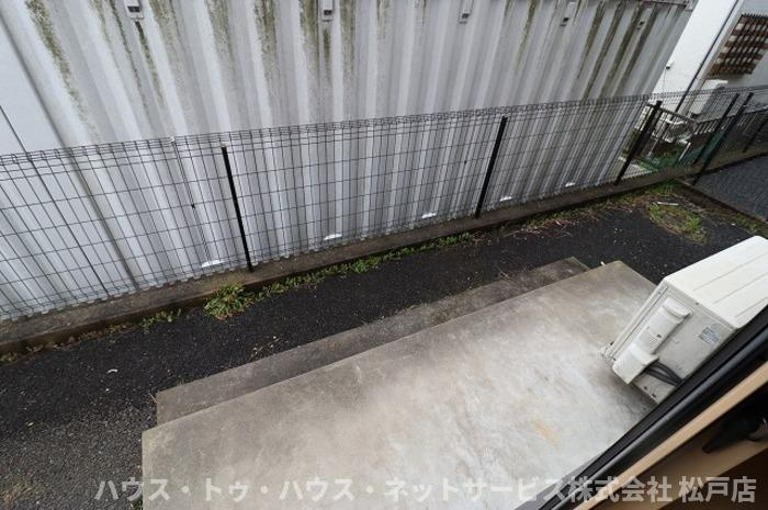 サニーフィールド　Ａ・Ｂの庭