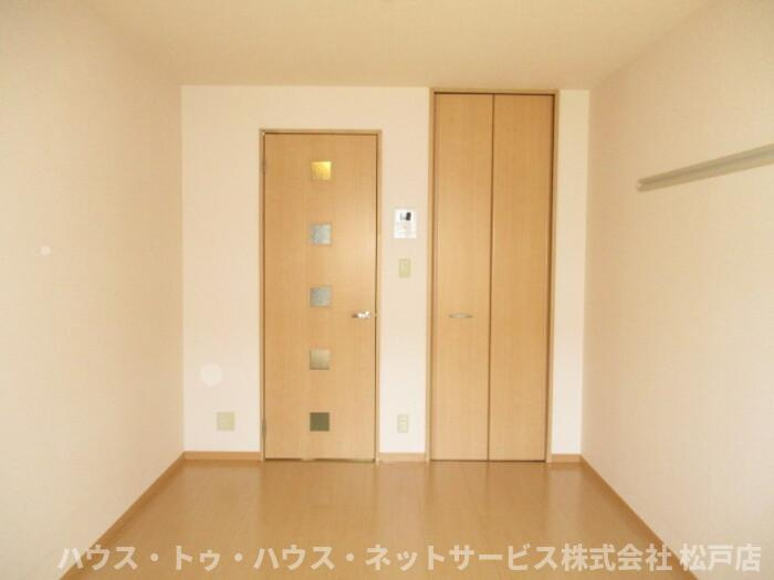 プルミエコートの居間・リビング