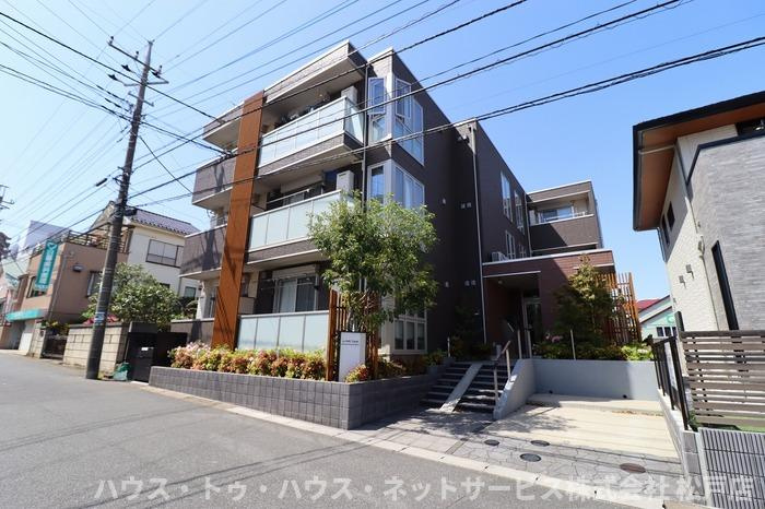 ベルエキップの外観