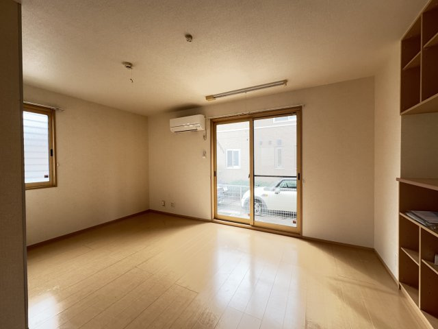 マサーレ・オガワ　B棟の居間・リビング