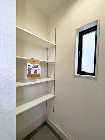 新築戸建・新築建売　いわき市内郷御厩町4丁目第1　御厩小・内郷第一中の玄関