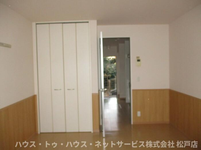 ラルゴの居間・リビング