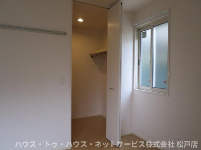 ルーエ　Ｂの洋室