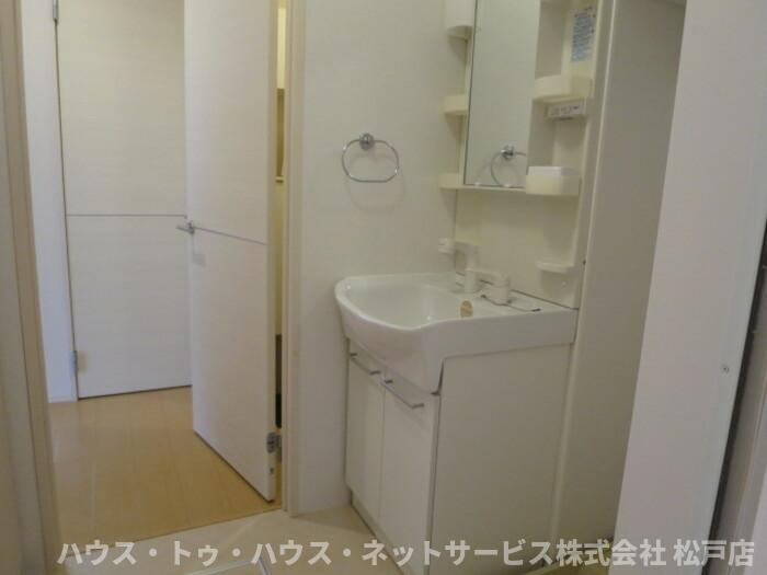 ルーエ　Ｂの洗面所